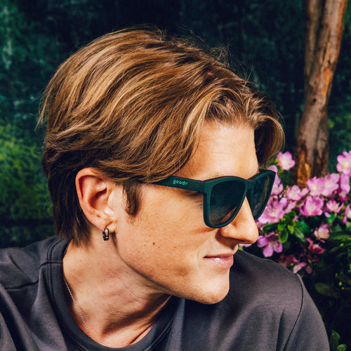 90s Sedan Style Icon - Smooth Trail Sunglasses