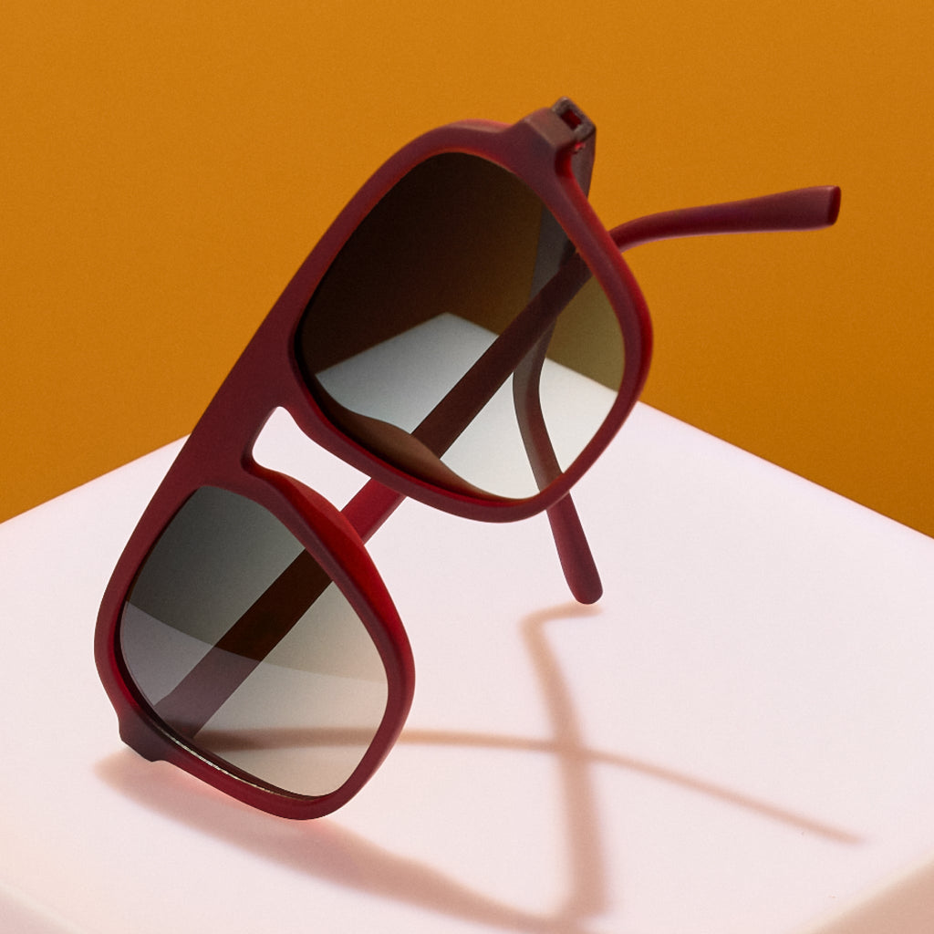 Conversation Pit Regular - Sunny Day Active Sunglasses