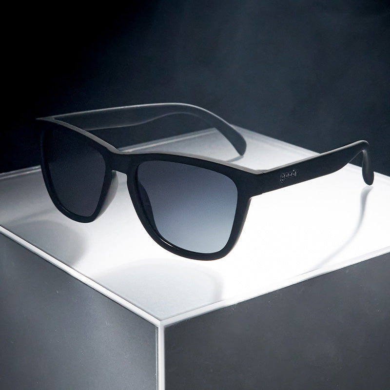 A Unicorn's Calamity - Simple Black Frame Sunglasses