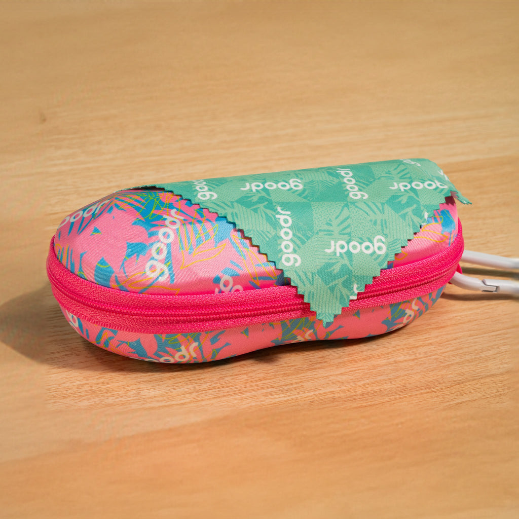 We Make a Good Case - Smooth Lightweight Sunglasses