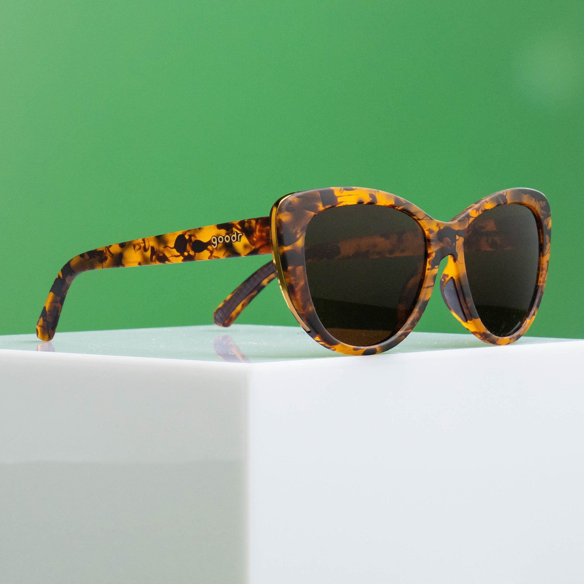 The Catwalk's Meow - Simple Active Sunglasses