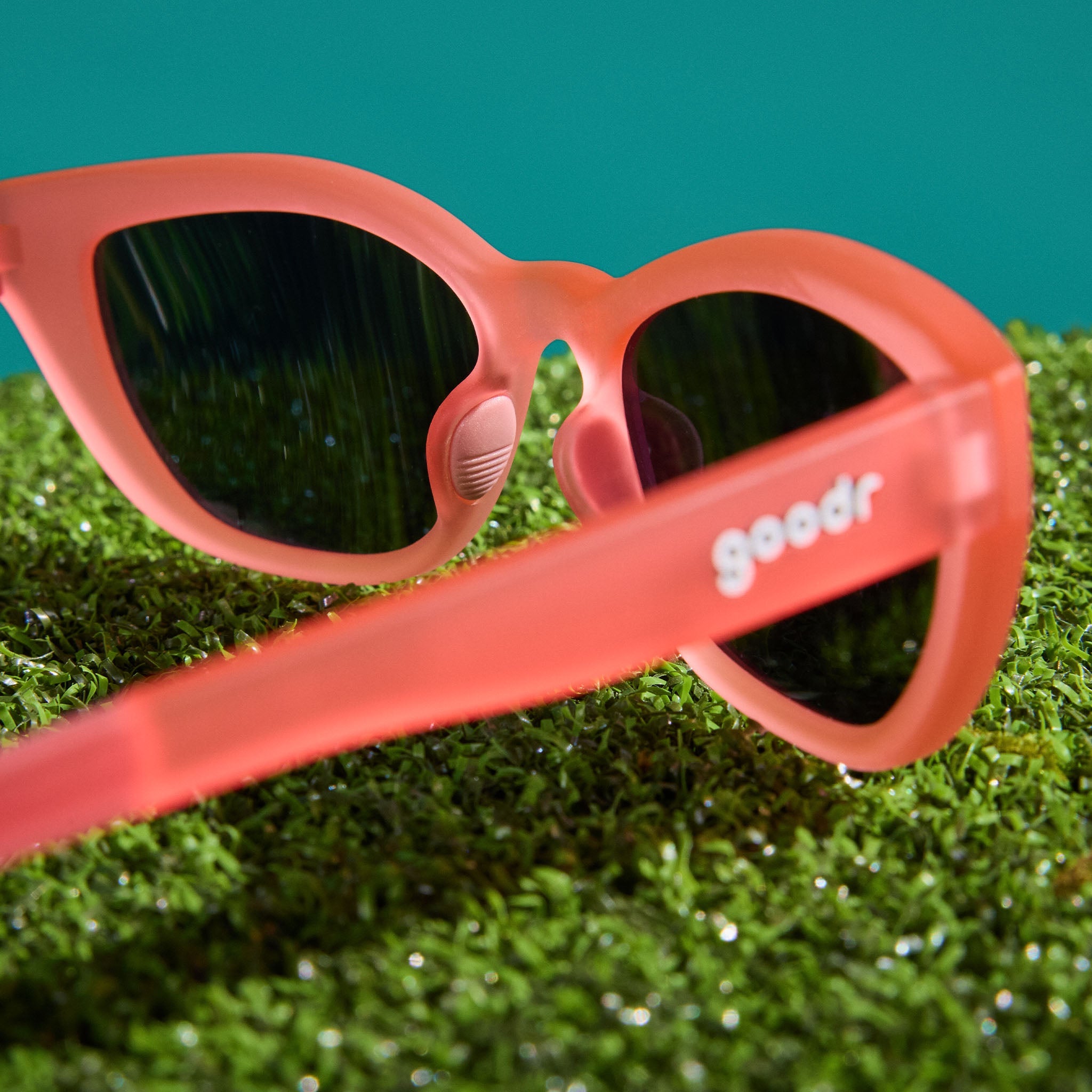 Zoomies in Blush - Lightweight Vacation Sunglasses