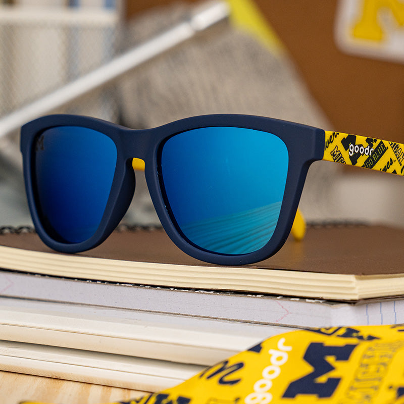 GOOOO BLUUUE!!!!! - Clean Matte Frame Sunglasses