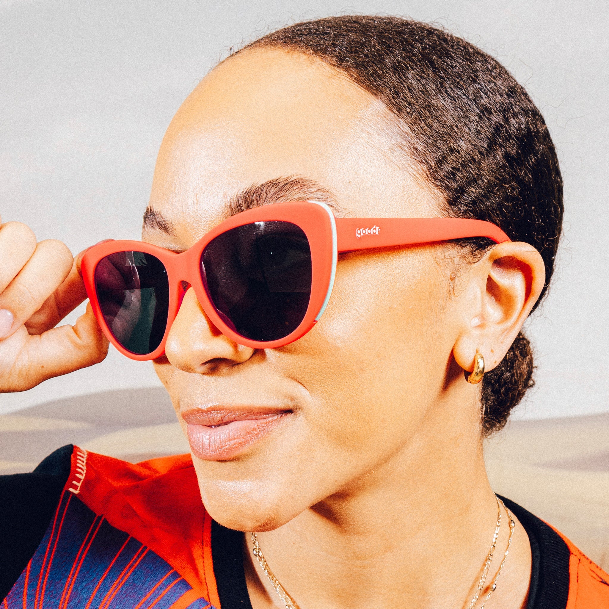Ties Cherry Stem With Tongue - Clean Fishing Sunglasses